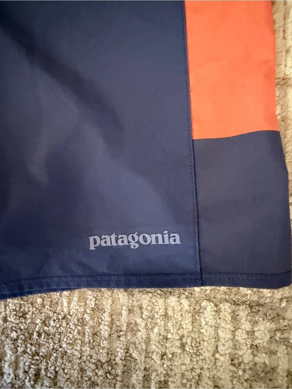 Patagonia Men’s Hydropeak Blue Colorblock Swim Trunks size 31